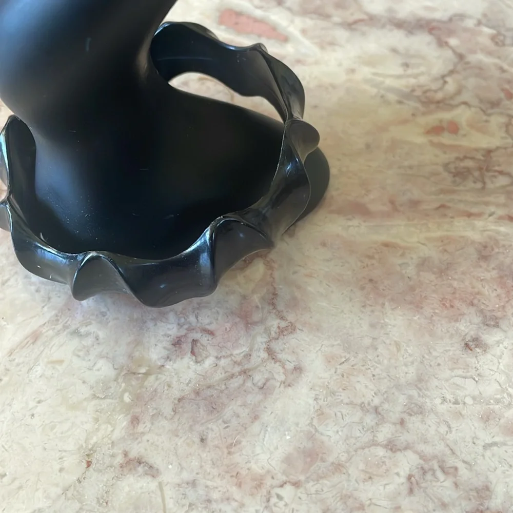 EUC~Woman’s Set Of 5 Vintage Black Bracelet Lot - Picture 8 of 11